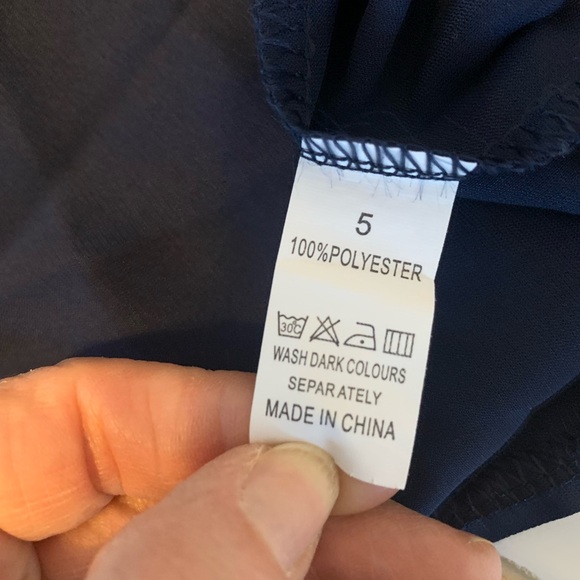 Elegant Navy Blue Women's Top. Size XL. - Picture 9 of 9